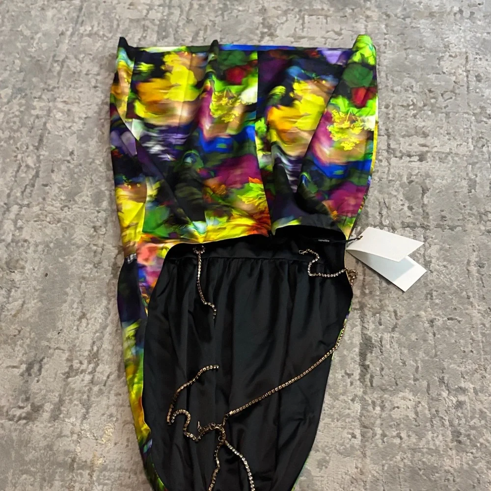 Retrofete Multicolor Halter Mini Dress READ DESCRIPTION MINOR FLAW - Picture 6 of 7